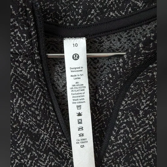 Lululemon Half Zip Cropped Run Top - Picture 6 of 6